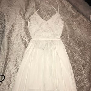 NWOT Open Back White Maxi Dress US Size 4.